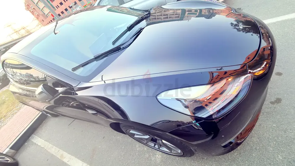 Tesla model 3 2022 dual motor dual range 380 to 400 km per charge 62 AED full charg in 1 hour only - Image 7