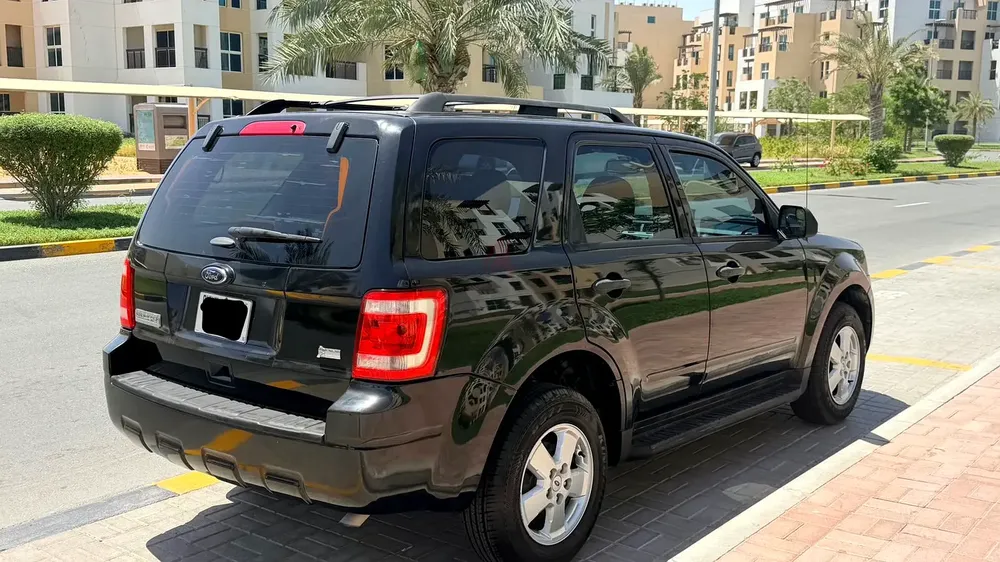 Ford escape XLT model 2012 Gcc spec top range - Image 6