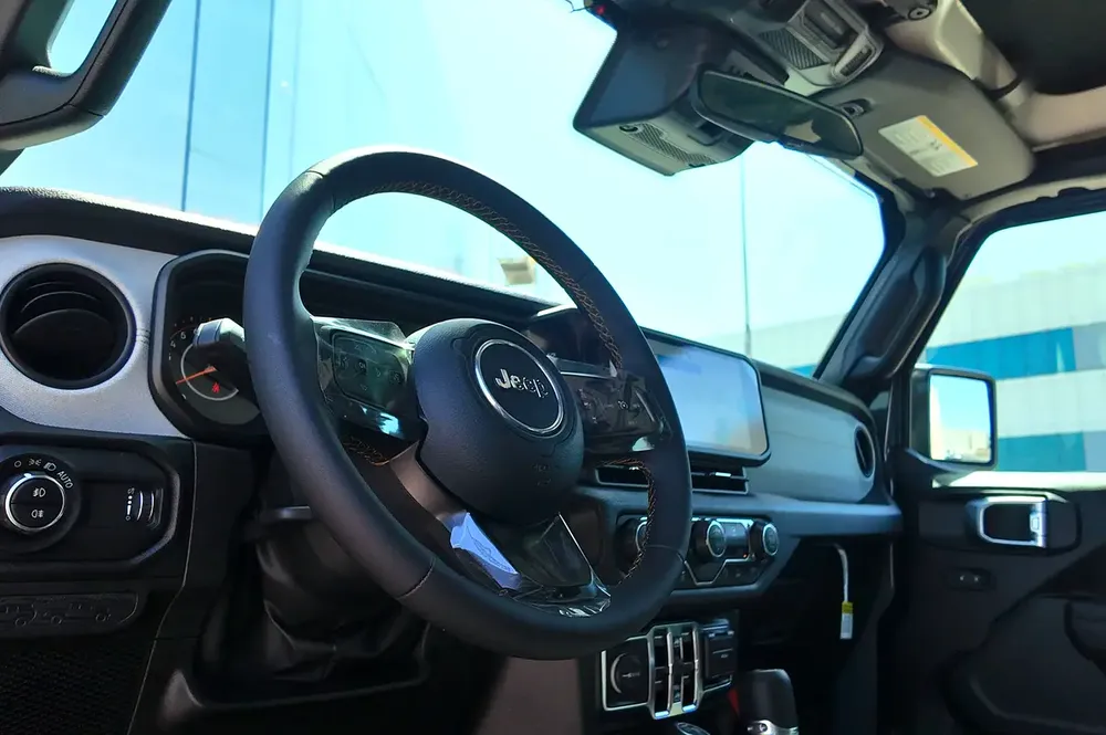 3 YRS OR 60K DEALER WARRANTY - 2025 JEEP WRANGLER 4DR SPORT ANVIL GREY 2.0L (STOCK) - Image 13