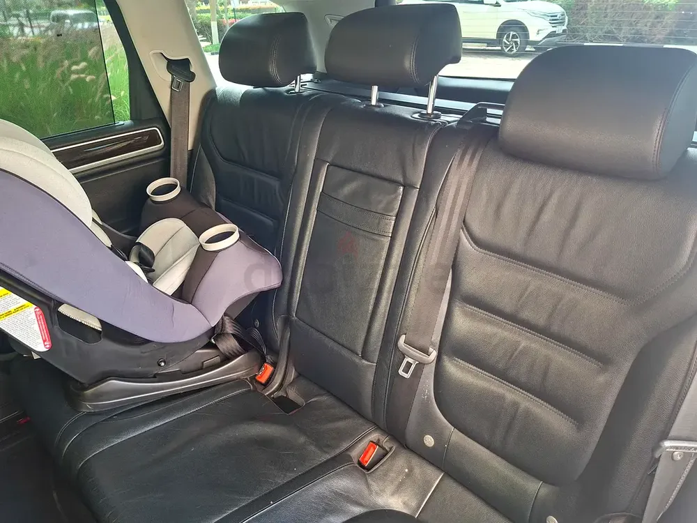 AED 1885/month | 2015 Volkswagen Touareg  | GCC Specs | Ref#429813 - Image 12