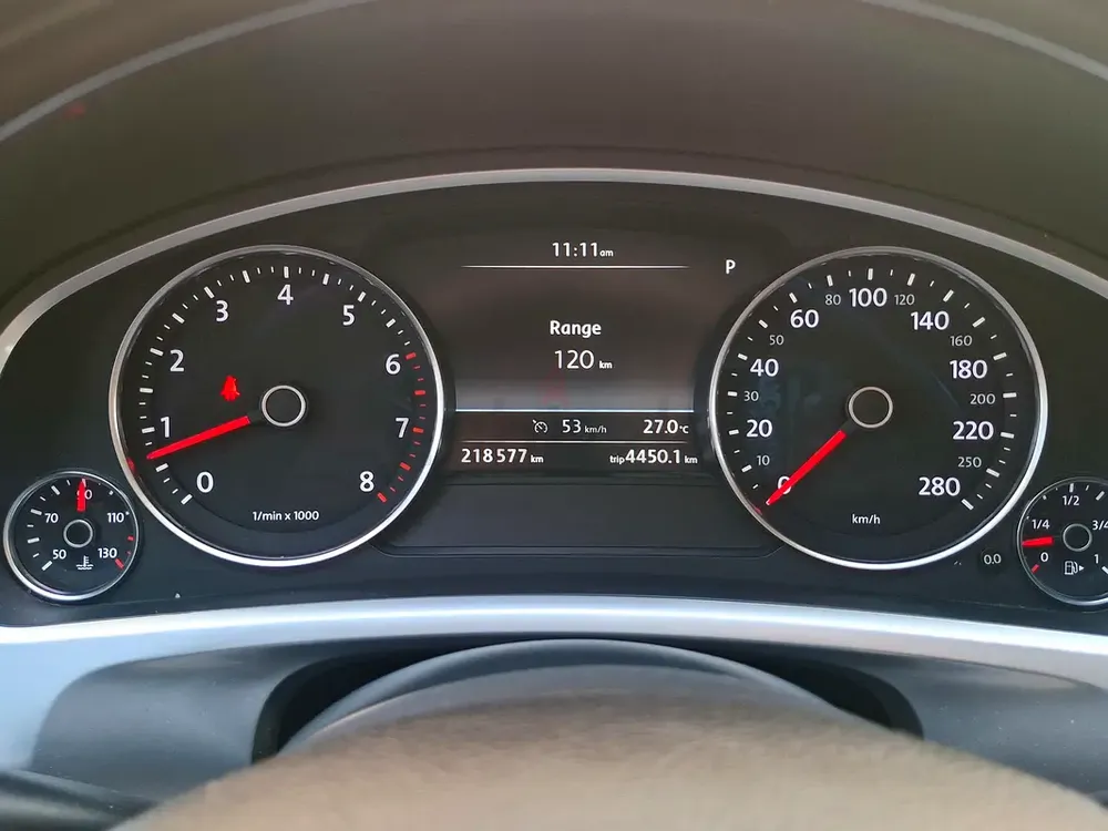 AED 1885/month | 2015 Volkswagen Touareg  | GCC Specs | Ref#429813 - Image 14