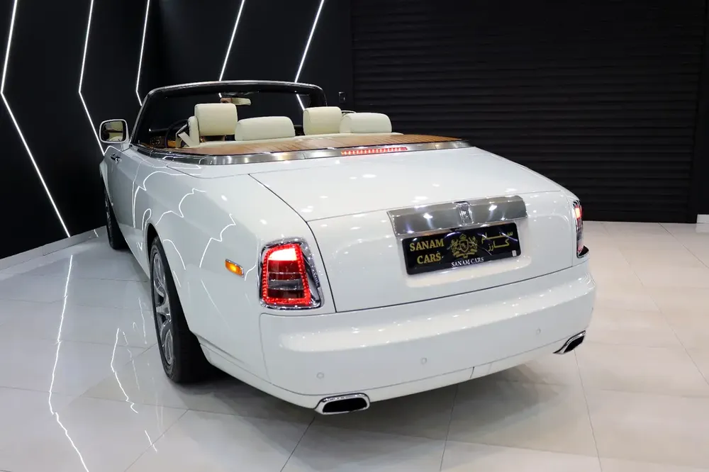 Phantom Drophead, 2013, 42,000KM ONLY, GCC Specs!! - Image 19