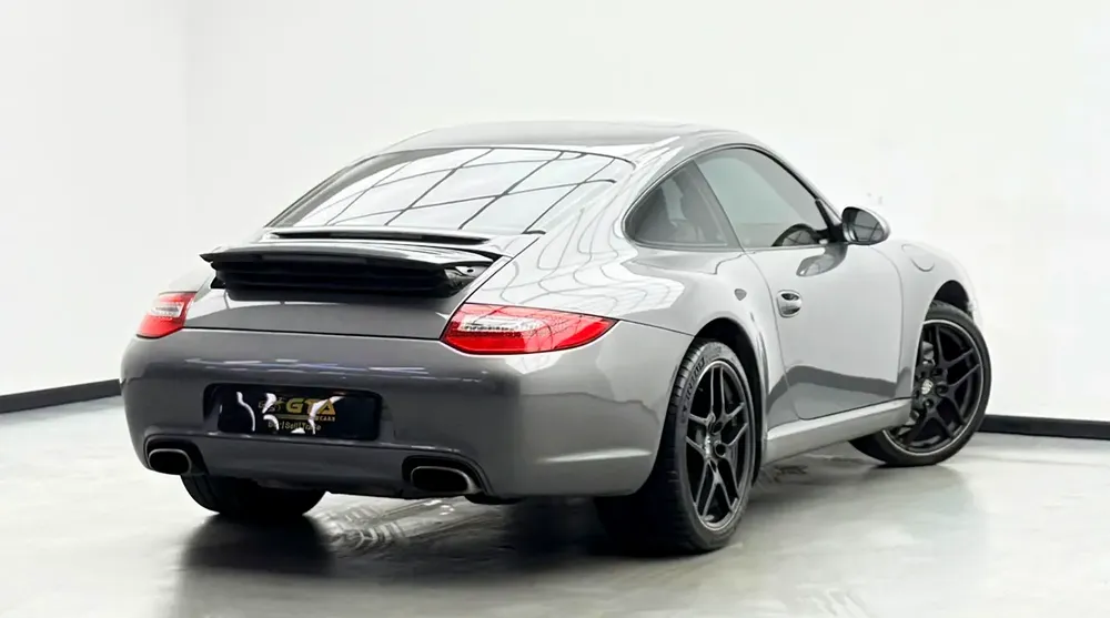 2009 Porsche 911 Carrera, Full Service History, Fully Loaded, Excellent Condition, GCC - Image 4