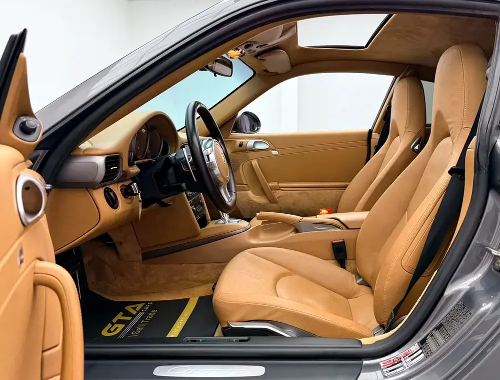 2009 Porsche 911 Carrera, Full Service History, Fully Loaded, Excellent Condition, GCC - Image 9