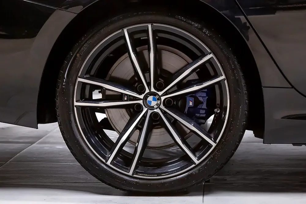 BMW 330i Sedan M Sport (REF NO# 153246) - Image 7