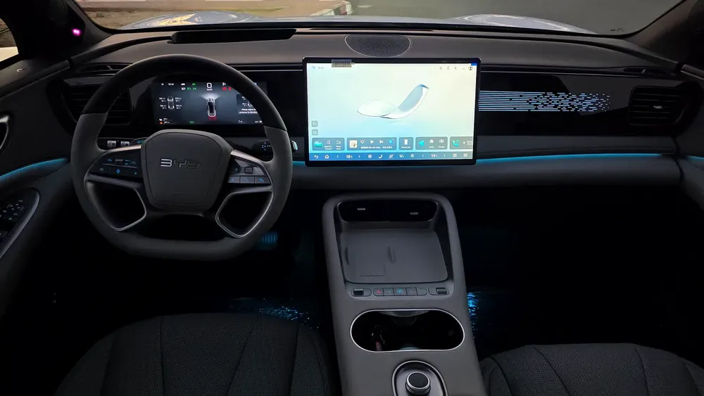 BYD SEALION 06 DM-i 2025 - Brand New - Image 9