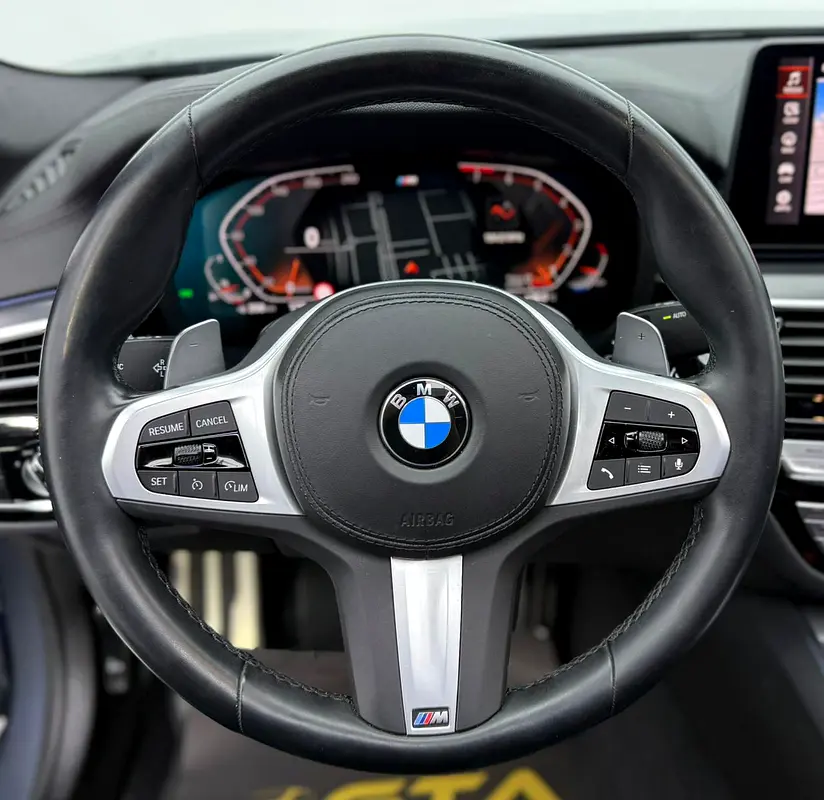 2023 BMW 530i M-Sport, 2027 BMW Warranty + Service Pack, Full BMW Service History, Low Km, GCC - Image 15
