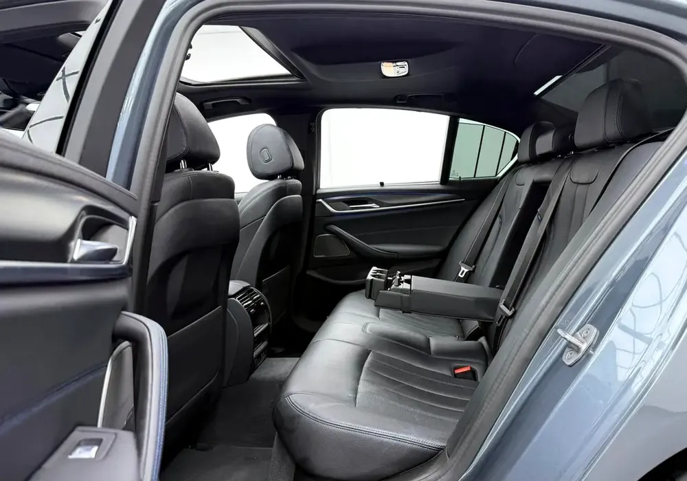 2023 BMW 530i M-Sport, 2027 BMW Warranty + Service Pack, Full BMW Service History, Low Km, GCC - Image 17