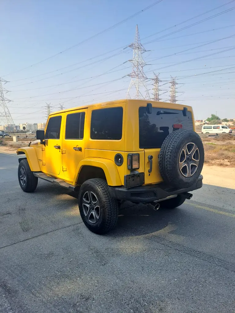 JEEP WRANGLER RUBICON 2015 GCC FULL OPTION NO ACCIDENT VERY CLEAN - Image 6