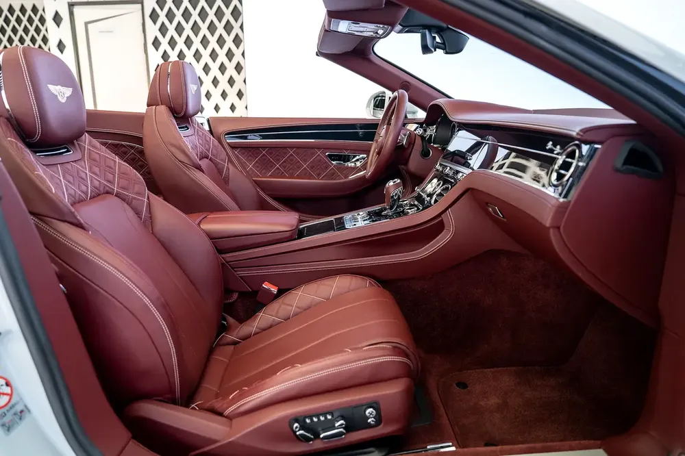GTC W12 FIRST EDITION - CARBON INTERIOR - WARRANTY DEC 2025 - Image 16