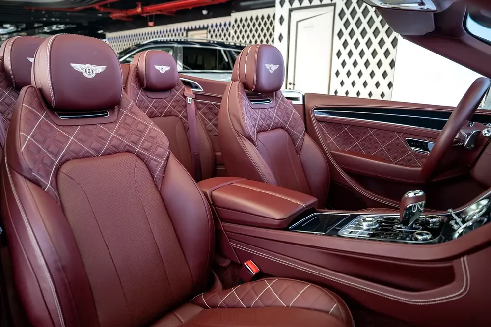 GTC W12 FIRST EDITION - CARBON INTERIOR - WARRANTY DEC 2025 - Image 18