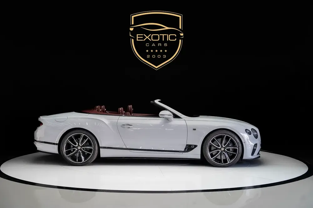 GTC W12 FIRST EDITION - CARBON INTERIOR - WARRANTY DEC 2025 - Image 4
