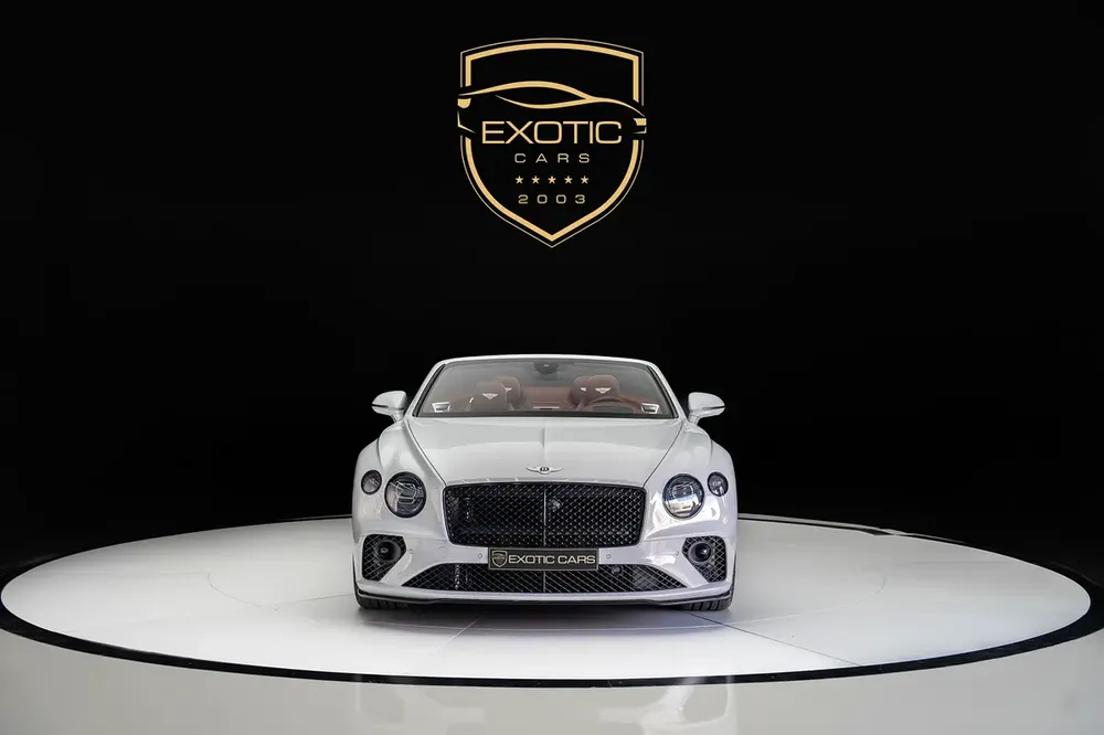 GTC W12 FIRST EDITION - CARBON INTERIOR - WARRANTY DEC 2025 - Image 5