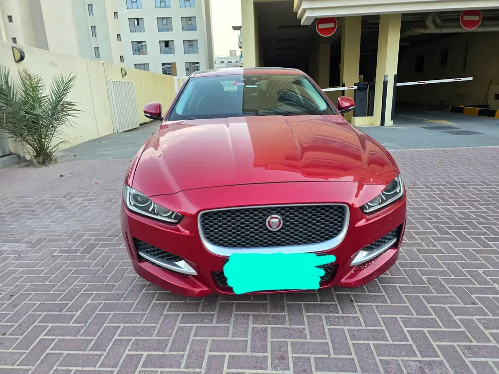 Jaguar XE R-Sport 2016 - European Specs free accident panoramic low mileage only 128000km original p - Image 5