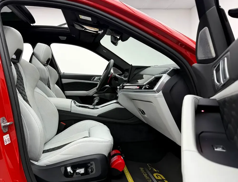 2025 BMW X6M Competition, 2029 BMW Warranty + Service Pack, Full BMW Service History, Low Km, GCC - Image 9