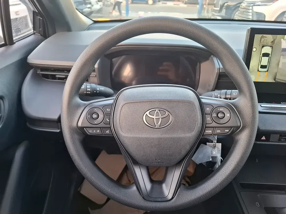 Toyota Corolla Cross 2.0L 2025 Black Petrol 360 Camera and Radar (Export Only) - Image 12