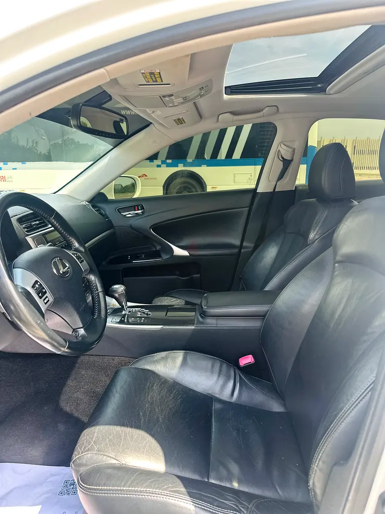 Lexus IS250 2012 – Well Maintained | Smooth Drive | Clean Car - Image 8