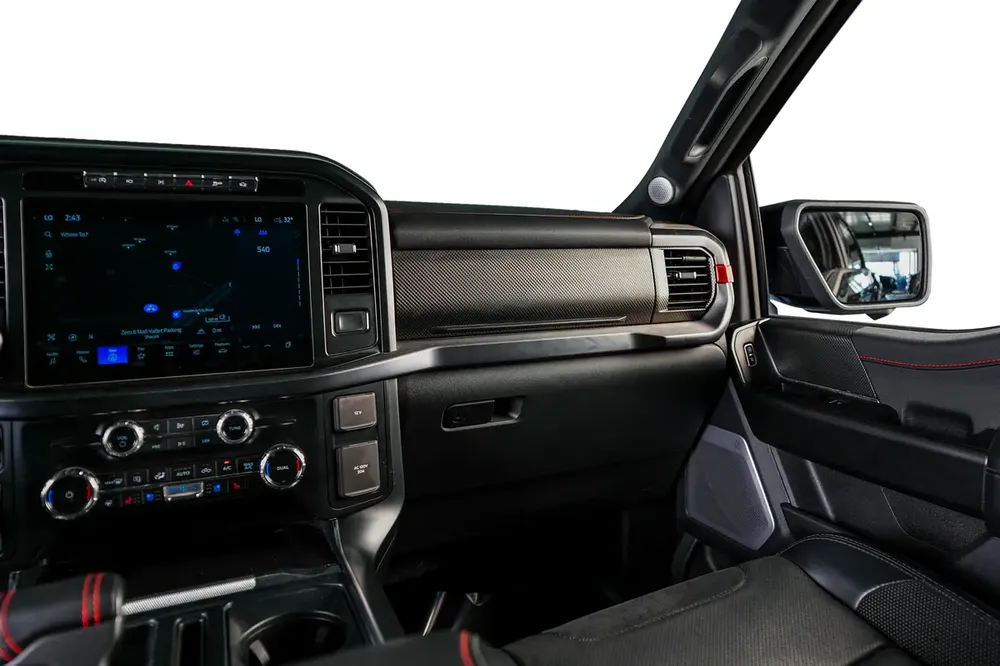 Ford Raptor F-150 Performance - Full Service History - Ford Warranty and Service Package - GCC Specs - Image 12