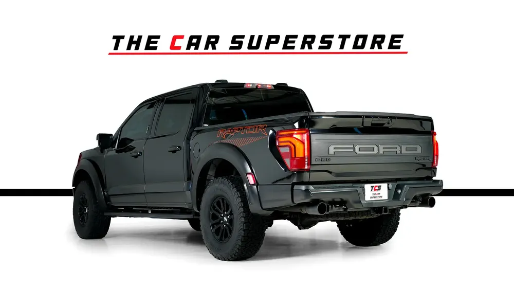 Ford Raptor F-150 Performance - Full Service History - Ford Warranty and Service Package - GCC Specs - Image 6