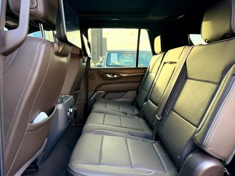 2024 GMC Yukon Denali - GCC Specs - Image 12