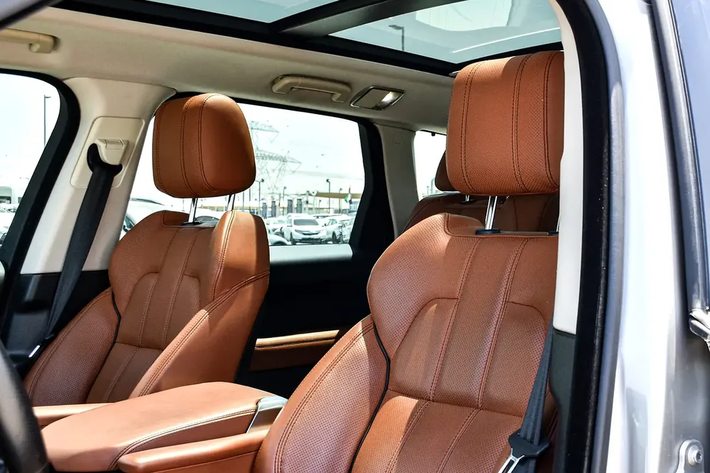 2016 Land Rover Range Rover Sport HSE Dynamic - Korean Specs - Pristine Condition - Image 17