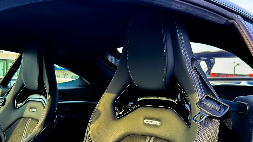 Mercedes AMG GT-Black Series 2021 GCC Full Service History 4.4L Biturbo V8 - Image 9