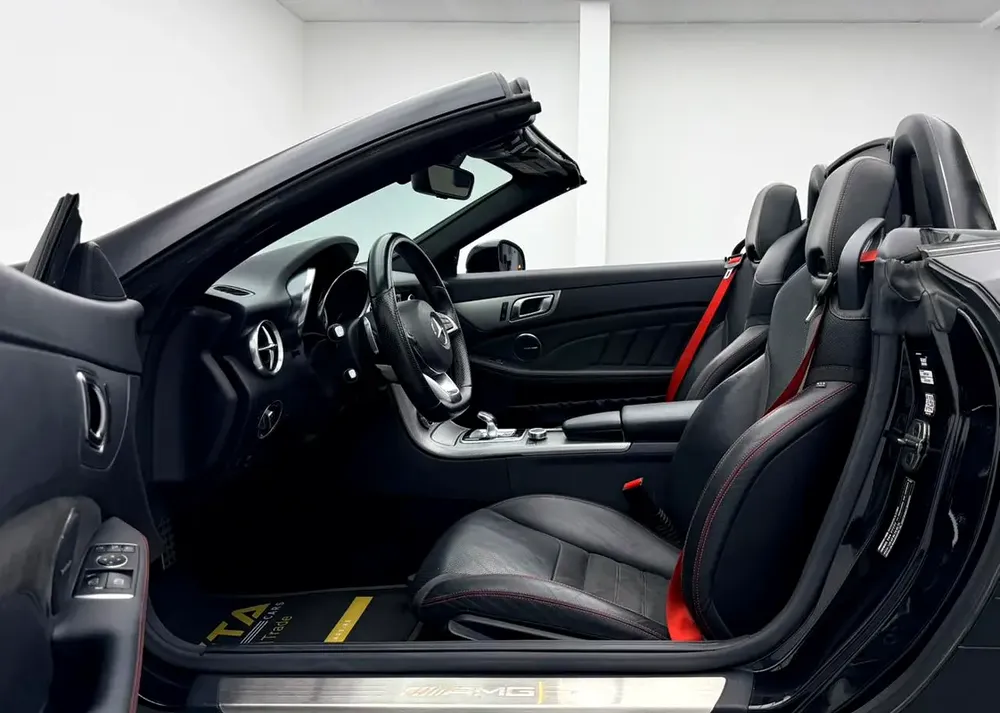 2017 Mercedes SLC 43 AMG, Full Service History, Fully Loaded, Excellent Condition, Euro - Image 10