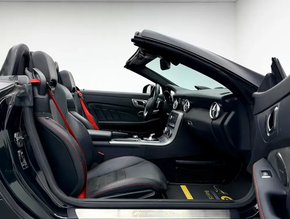 2017 Mercedes SLC 43 AMG, Full Service History, Fully Loaded, Excellent Condition, Euro - Image 11