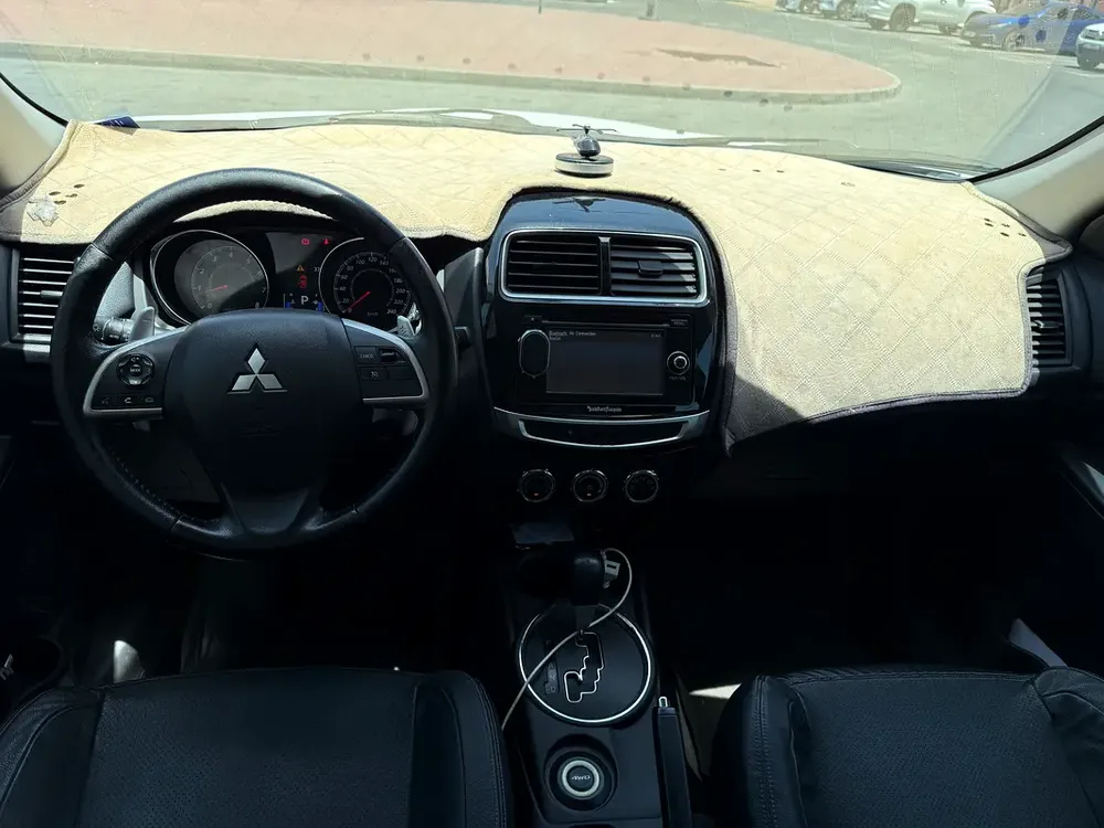 Mitsubishi ASX GLS 4WD Top Line 2015 - GCC Specs - Image 5