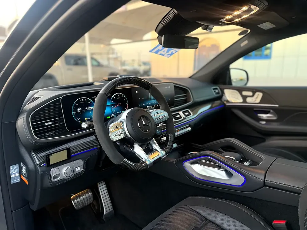 MERCEDES GLE 63s COUPE - 2022 - 30,000 kms - FULL OPTION - JAPANESE SPEC - Image 7