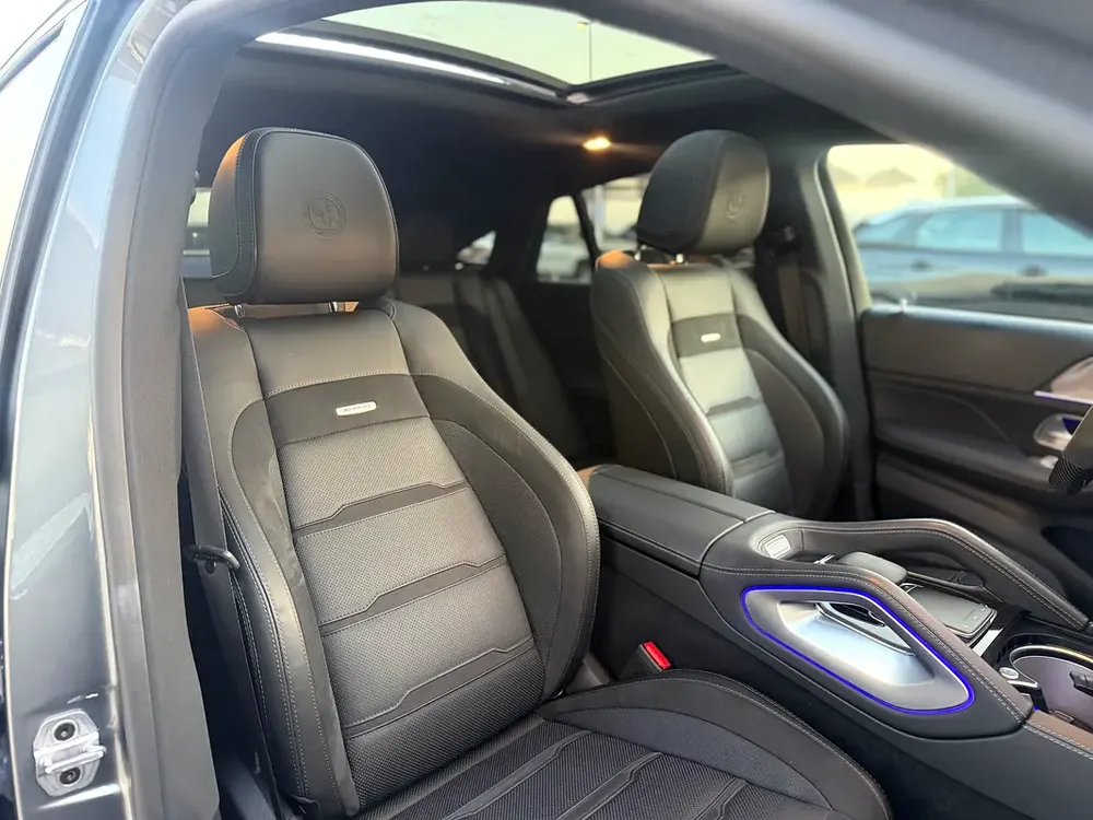 MERCEDES GLE 63s COUPE - 2022 - 30,000 kms - FULL OPTION - JAPANESE SPEC - Image 9