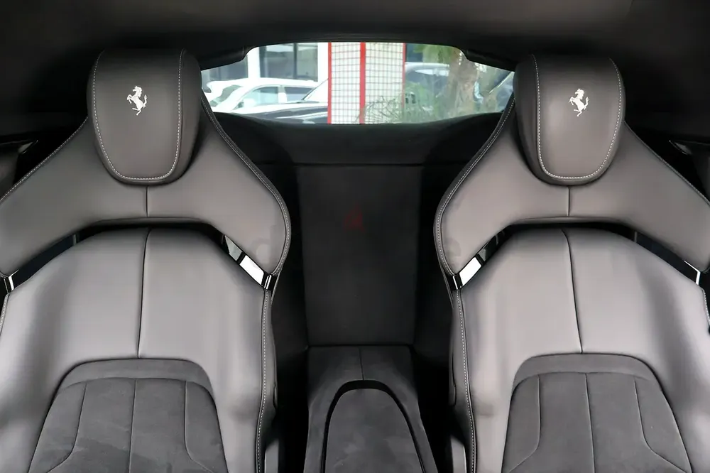 Ferrari Purosangue 2024 | 10% Below Market | Carbon Fibre Interior  Exterior Package - Image 18