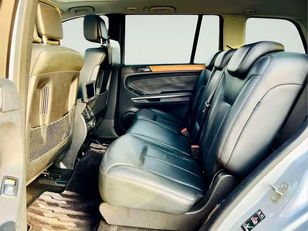 BENZ GL550 | 2007 | CLEAN CAR | FRESH JAPAN IMPORT - Image 10
