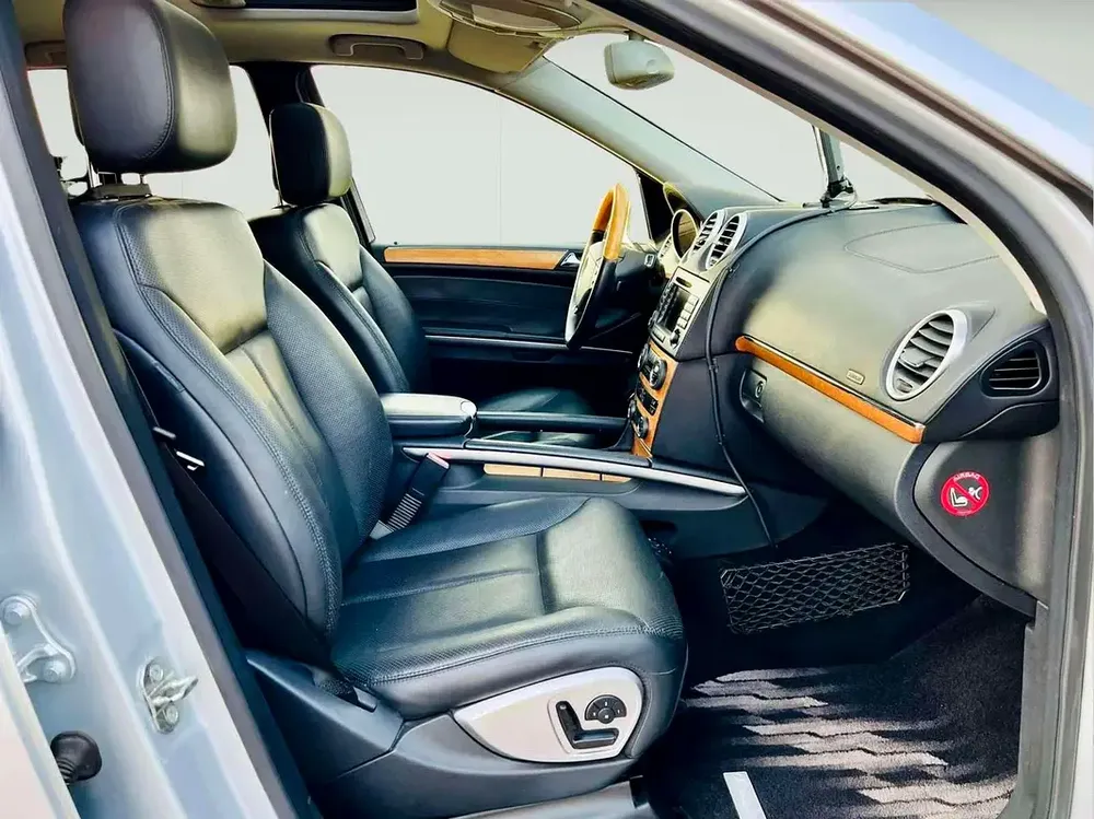BENZ GL550 | 2007 | CLEAN CAR | FRESH JAPAN IMPORT - Image 12