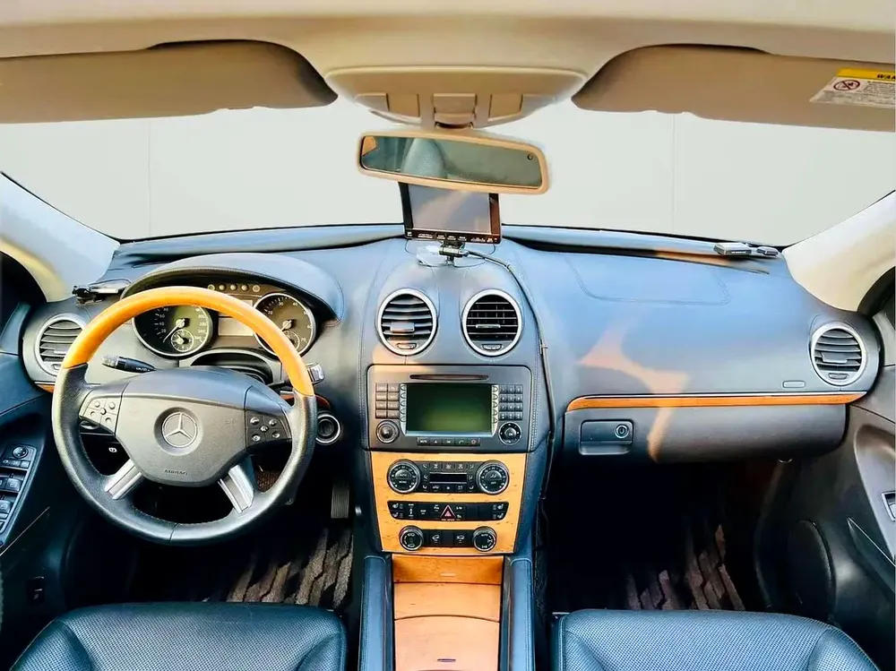 BENZ GL550 | 2007 | CLEAN CAR | FRESH JAPAN IMPORT - Image 17