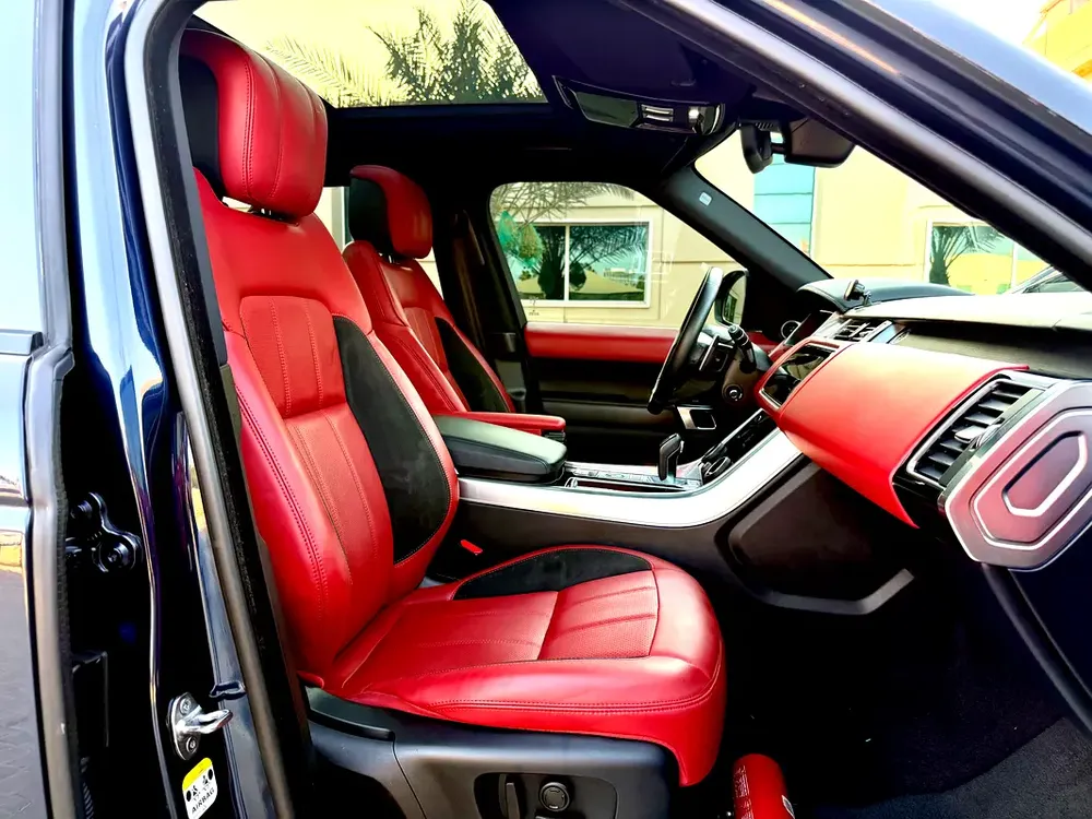 🔥 Range Rover Sport Supercharger 2019 GCC | Full service history with agency | Very Clean Car 🔥 - Image 14