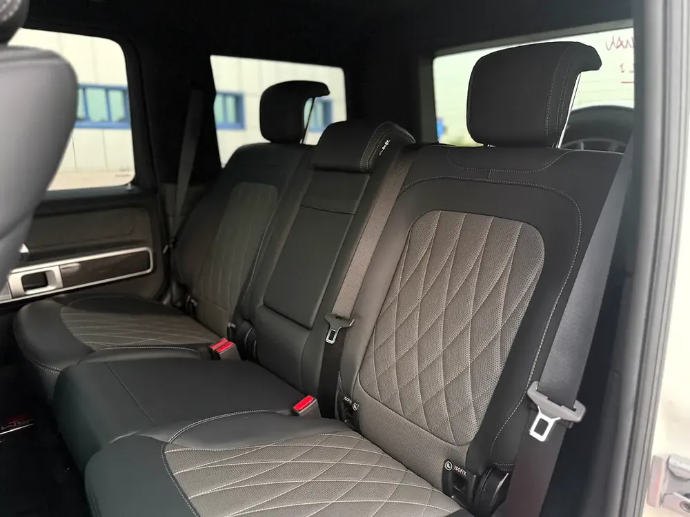MERCEDES G 63 AMG - STRONGER THAN TIME - 2020 - 17,000 kms - FULL OPTION - JAPANESE SPEC - Image 11