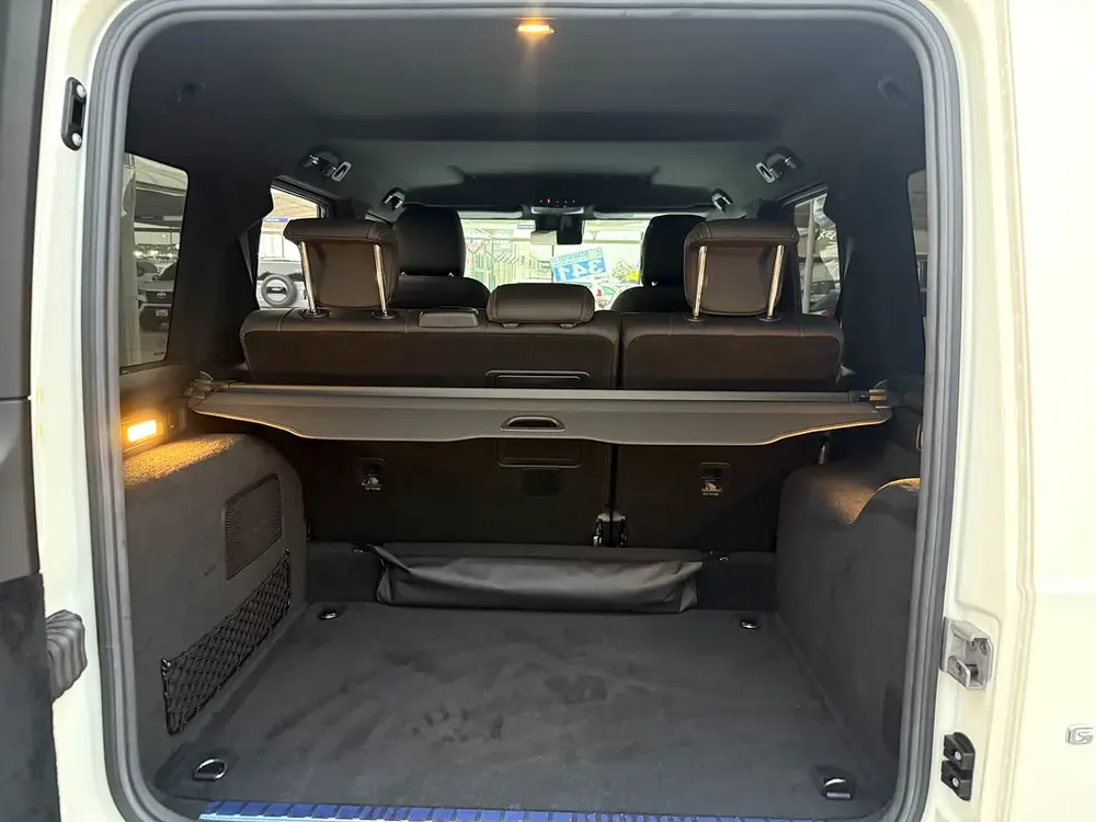 MERCEDES G 63 AMG - STRONGER THAN TIME - 2020 - 17,000 kms - FULL OPTION - JAPANESE SPEC - Image 13