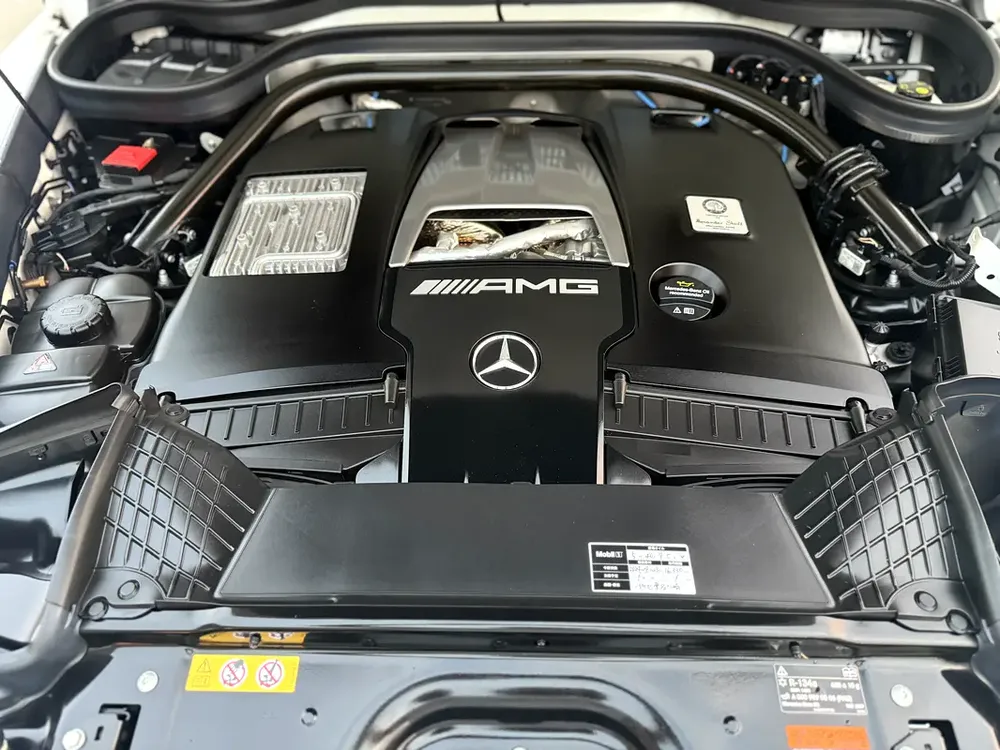 MERCEDES G 63 AMG - STRONGER THAN TIME - 2020 - 17,000 kms - FULL OPTION - JAPANESE SPEC - Image 15