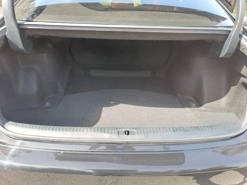 LEXUS IS300 2020 GCC V4 125000 KM ONLY VERY CLRAN CAR NO ACCIDENT - Image 16