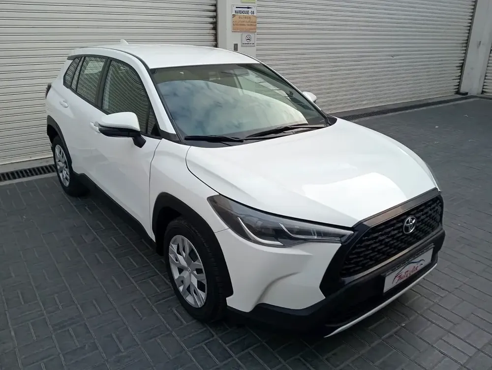 2023 Toyota Corolla Cross XLE - GCC Specs - Low Mileage - Image 15