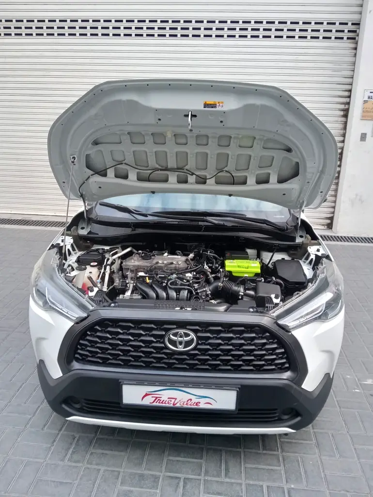 2023 Toyota Corolla Cross XLE - GCC Specs - Low Mileage - Image 7