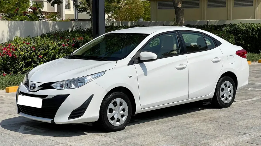 0% Down Payment Deal/Toyota/Yaris/2020/Low Fuel/1.5 ltr/GCC/Own through CASH/AUTO FINANCE - Image 4