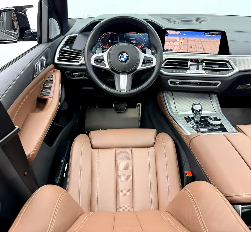 BMW X5 xDrive40i M Sport 2022 | GCC Specs | Pristine Condition - Image 14