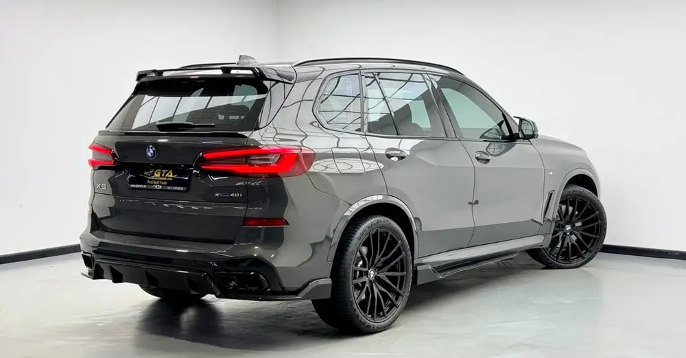 BMW X5 xDrive40i M Sport 2022 | GCC Specs | Pristine Condition - Image 4