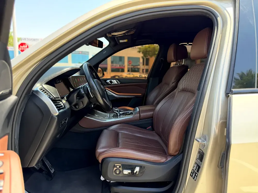 BMW X5 xDrive50i M Sport 2019 GCC Specs - Pristine Condition - Image 18