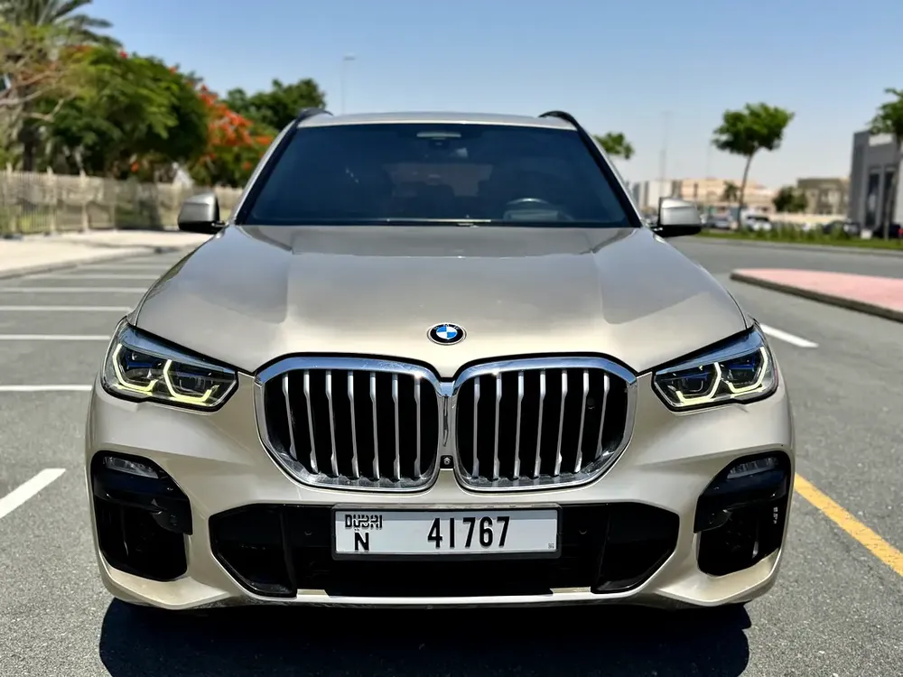 BMW X5 xDrive50i M Sport 2019 GCC Specs - Pristine Condition - Image 7