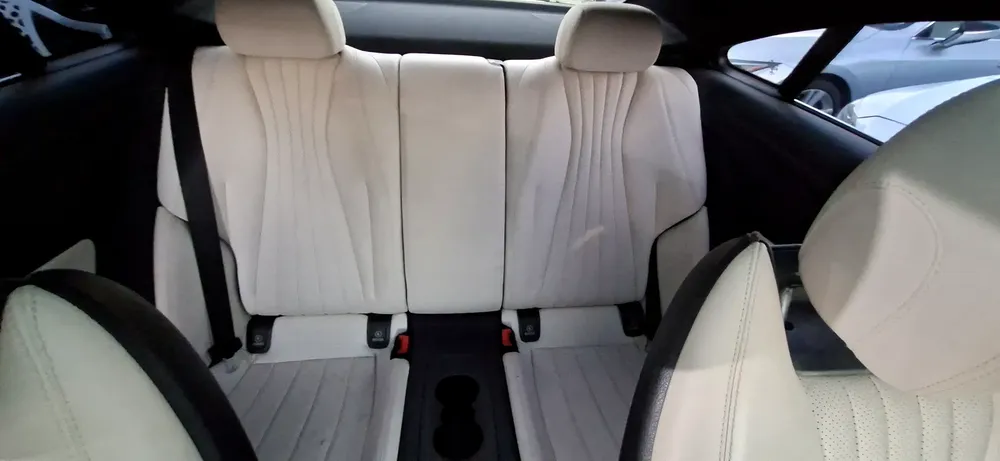 2019 Mercedes-Benz E-Class E 450 - American Specs - Excellent Condition - Image 6