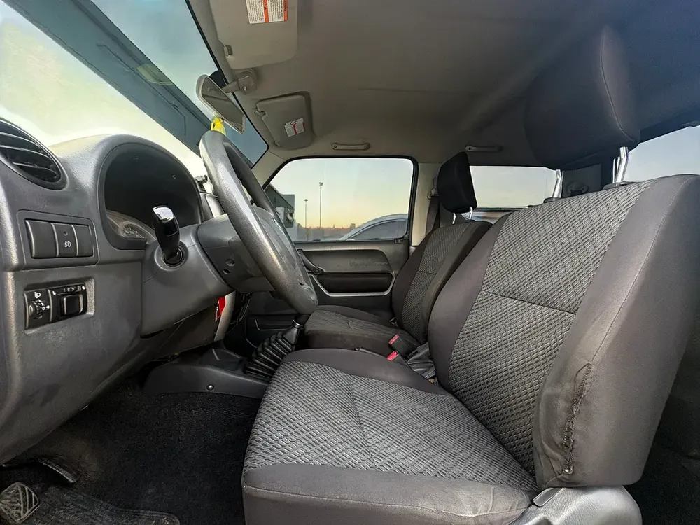 SUZUKI JIMNY | 1.3L I4 – 85 BHP | 2016 | GCC SPECS - Image 11
