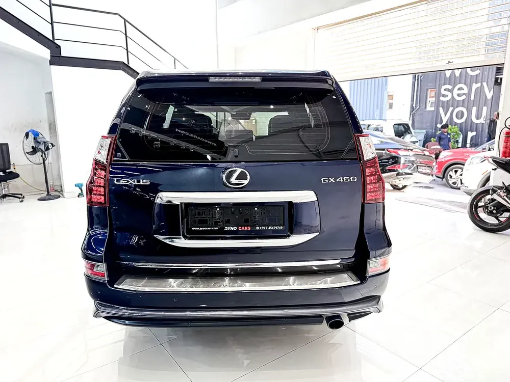 AED 2,300 // 20%DP // 2021 Lexus GX 460 Platinum 4.6L V8 - Image 9